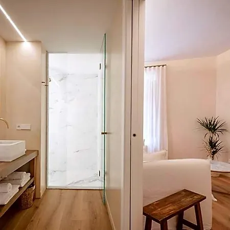 Hotel Palau Macelli & Roses