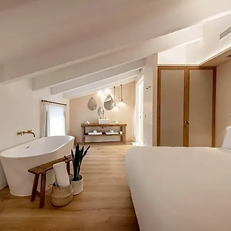 Palau Macelli & Hotel