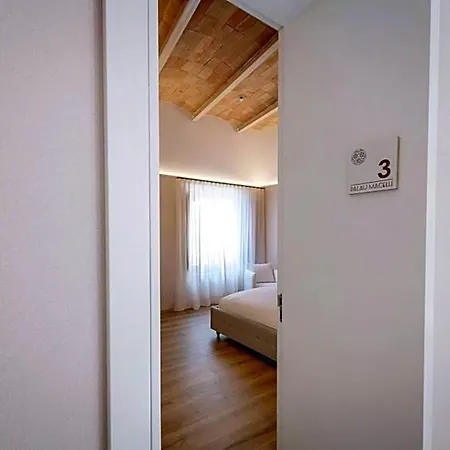 Hotel Palau Macelli &